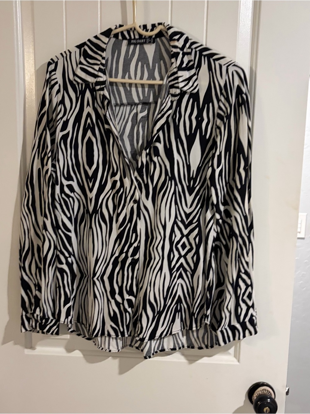 Black & White Zebra Print Button-Front Blouse